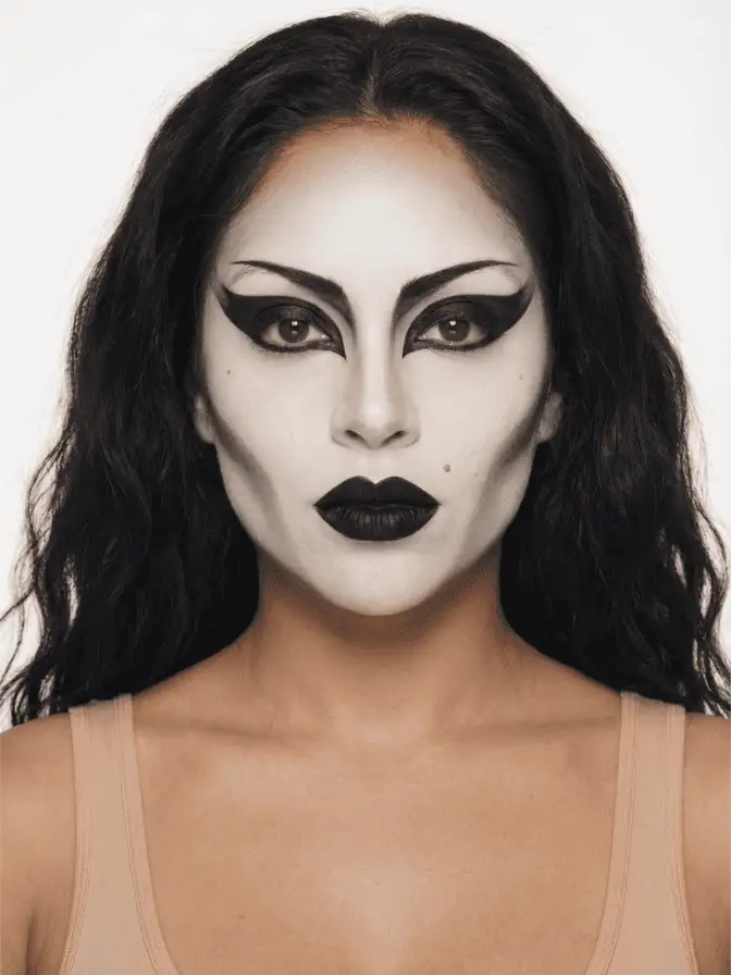 Trad Goth (Subculture) makeup look